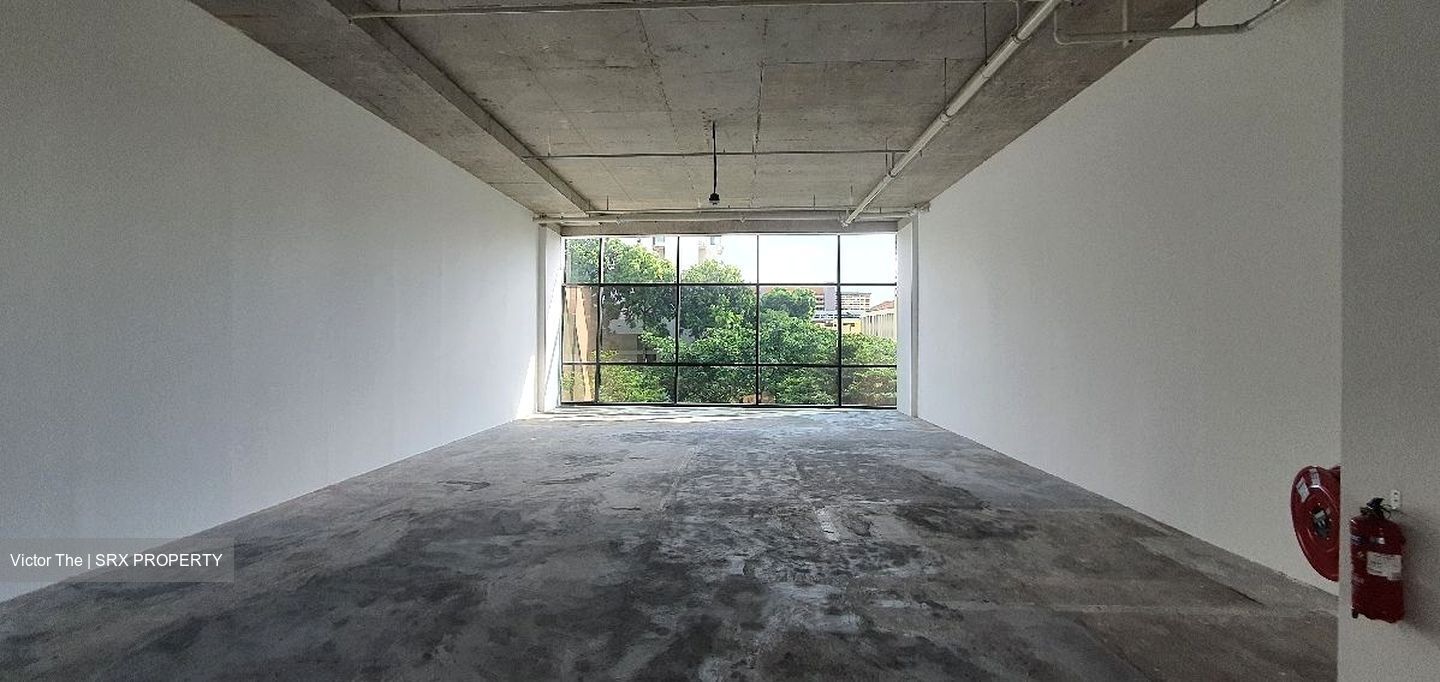 Aperia (D12), Office #451985181